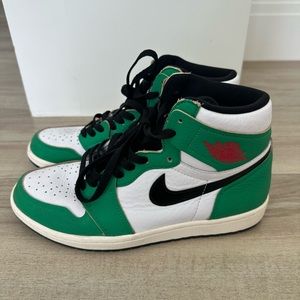 Nike Air Jordan 1 Retro High OG “Lucky Green” sneakers